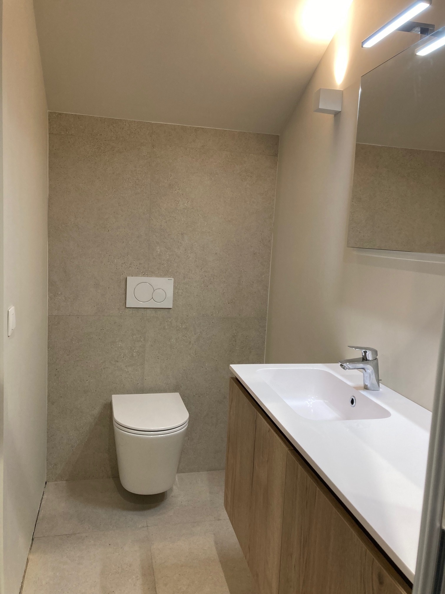 Vakantiewoning Poperinge Slaapkamer 2 badkamer toilet